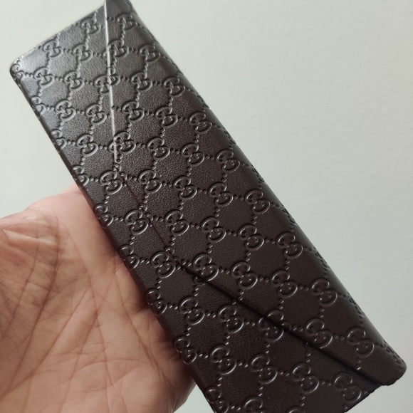 Unisex Gucci trifold glasses case GG monogrammed - Picture 2 of 12